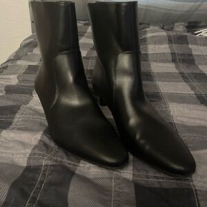 Time and Tru Black Pointed Toe Ankle Booties